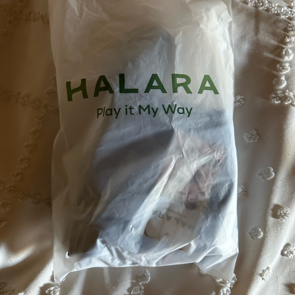 Halara Blue Cropped Sports Top - Picture 3 of 5